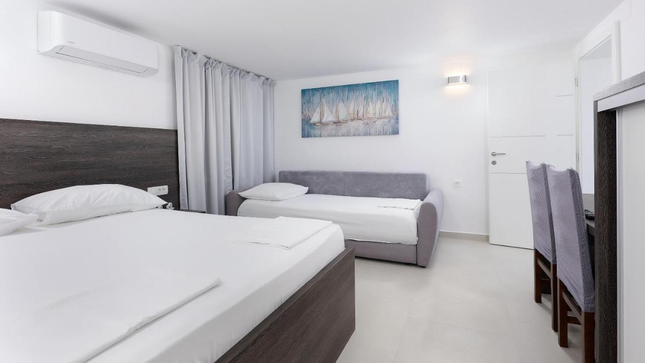 Apartment Vegas Novalja Eksteriør billede