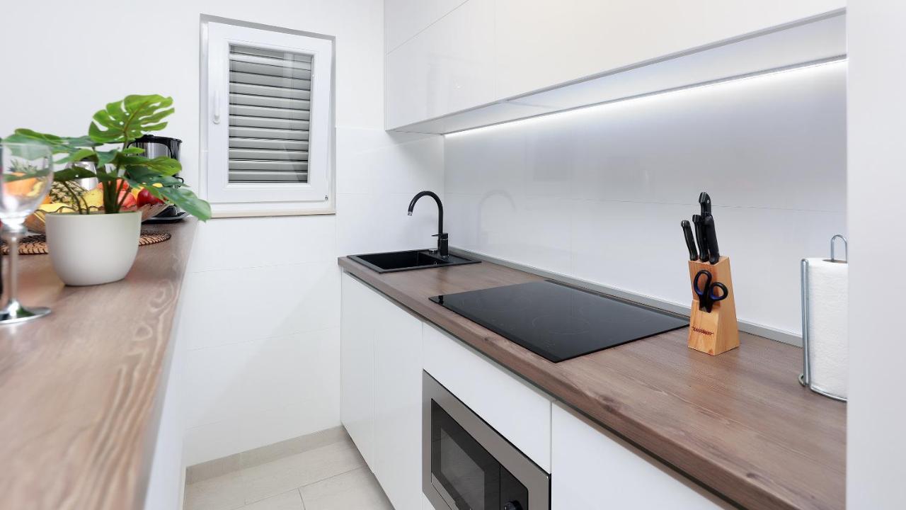 Apartment Vegas Novalja Eksteriør billede