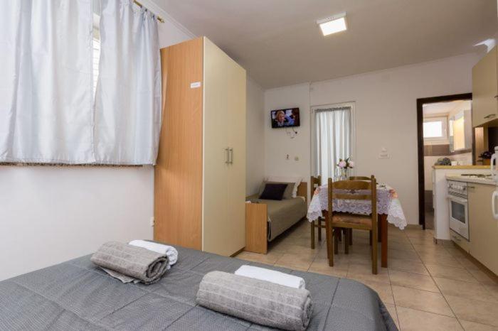 Apartment Vegas Novalja Eksteriør billede