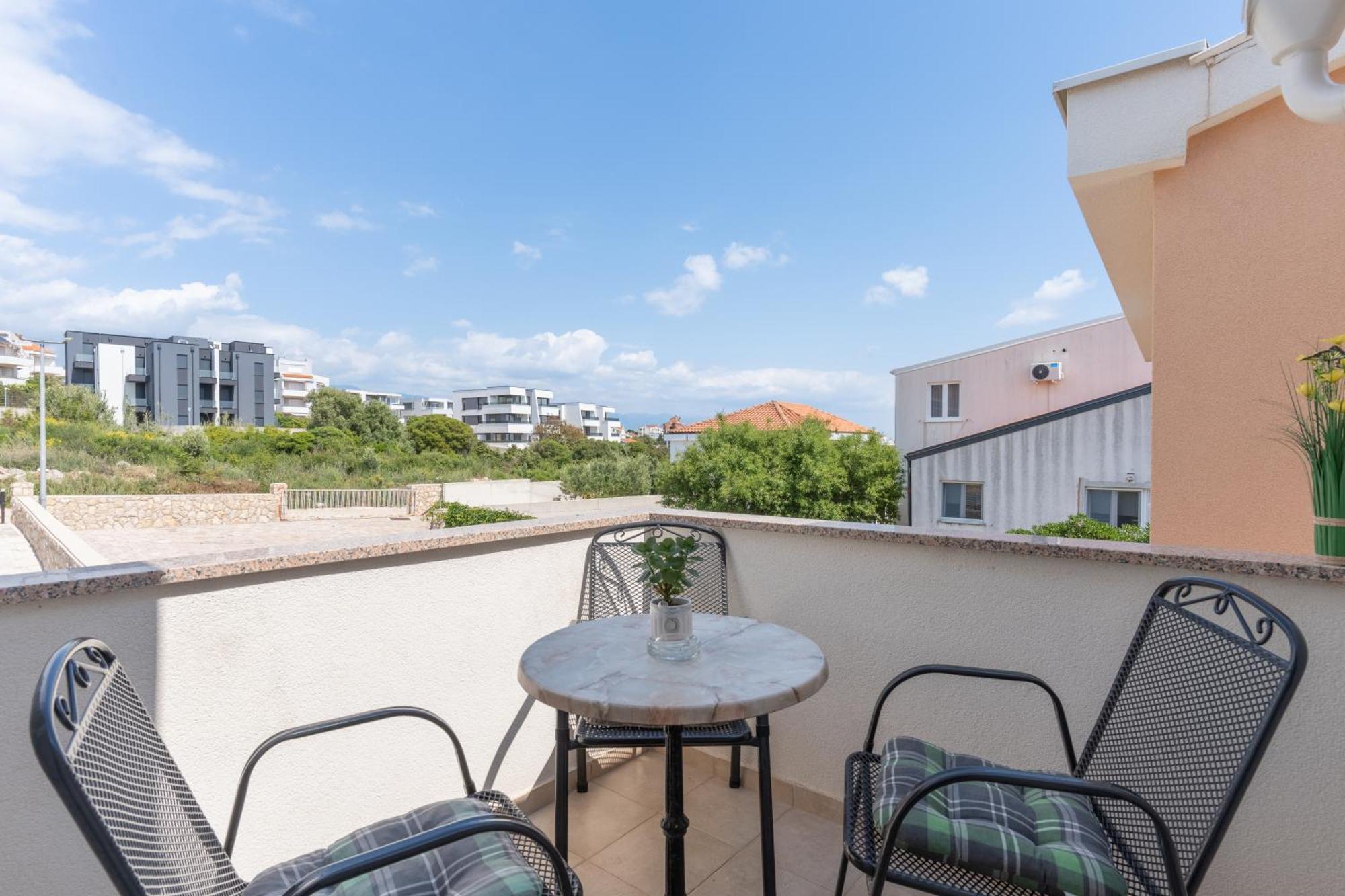 Apartment Vegas Novalja Eksteriør billede